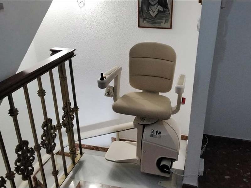 Handicare-Freecurve-3